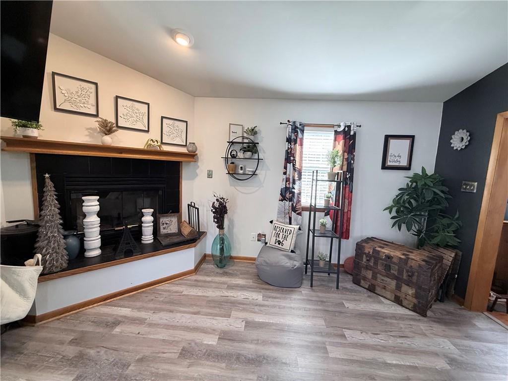 404 9th Street Monongahela, PA 15063 - Photo 5 of 42 Gallery Image 5