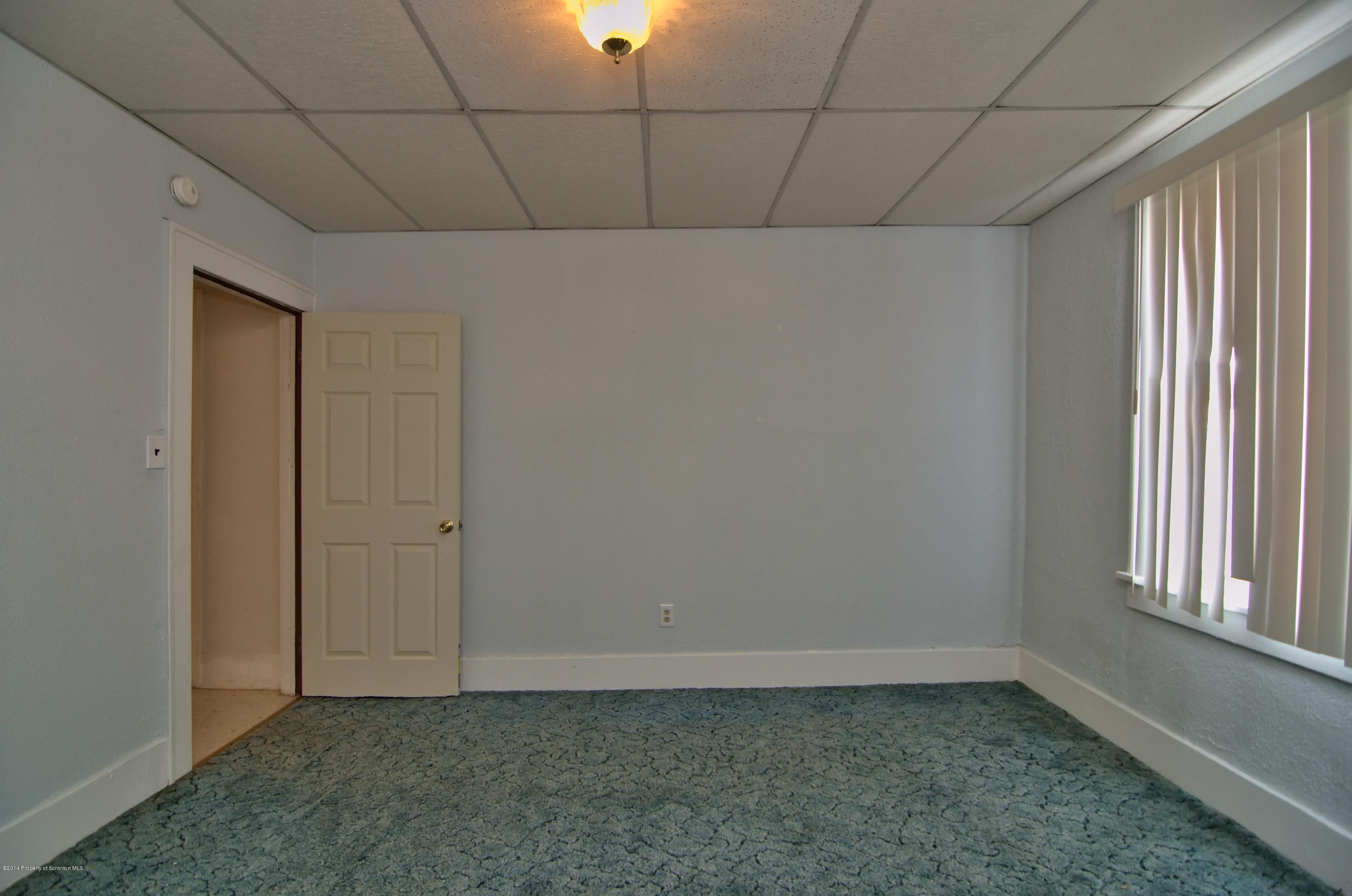 2001 Green Ridge Street Dunmore, PA 18512 - Photo 26 of 40 an empty room with windows