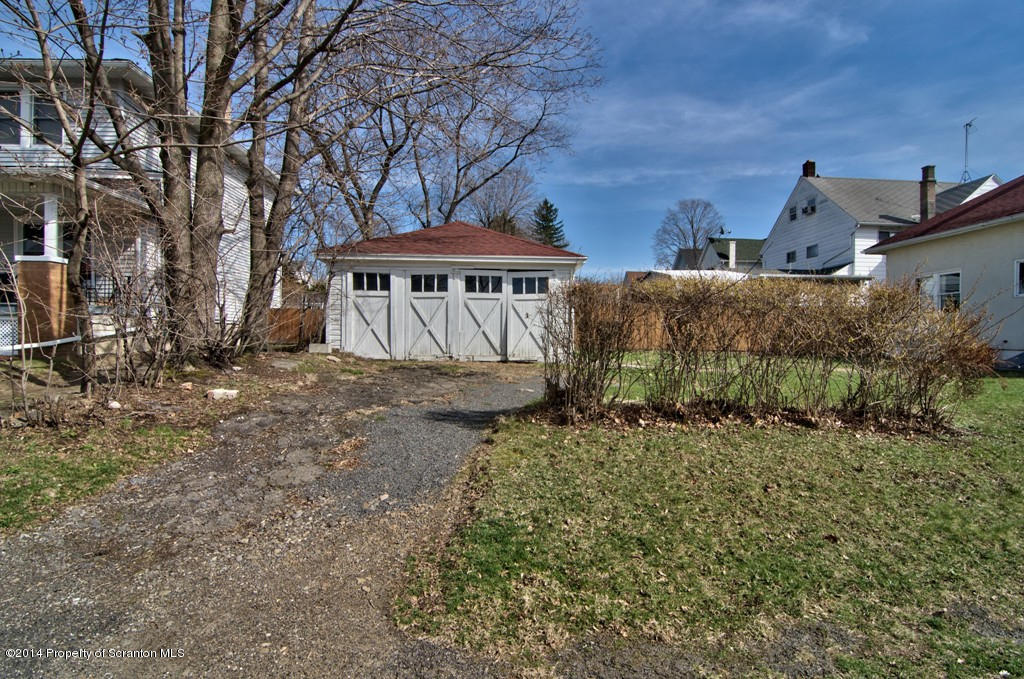 2001 Green Ridge Street Dunmore, PA 18512 - Photo 38 of 40 front view of a house with a yard
