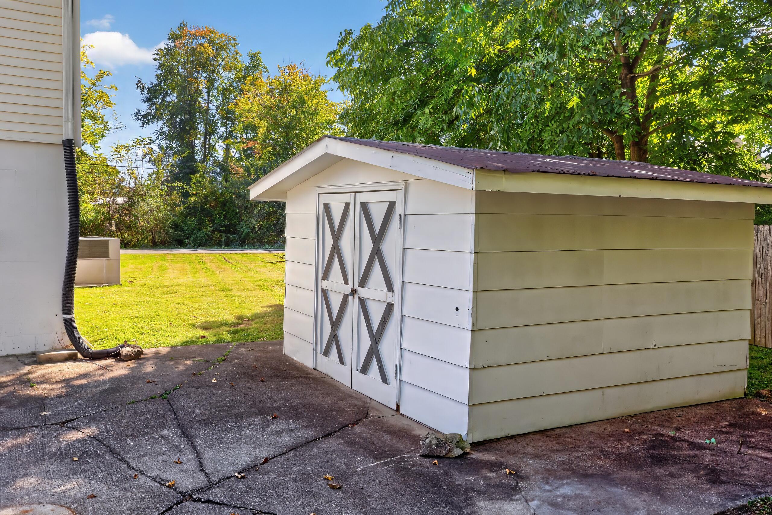 145 East Halls Road Stanton, KY 40380 - Photo 29 of 30 129