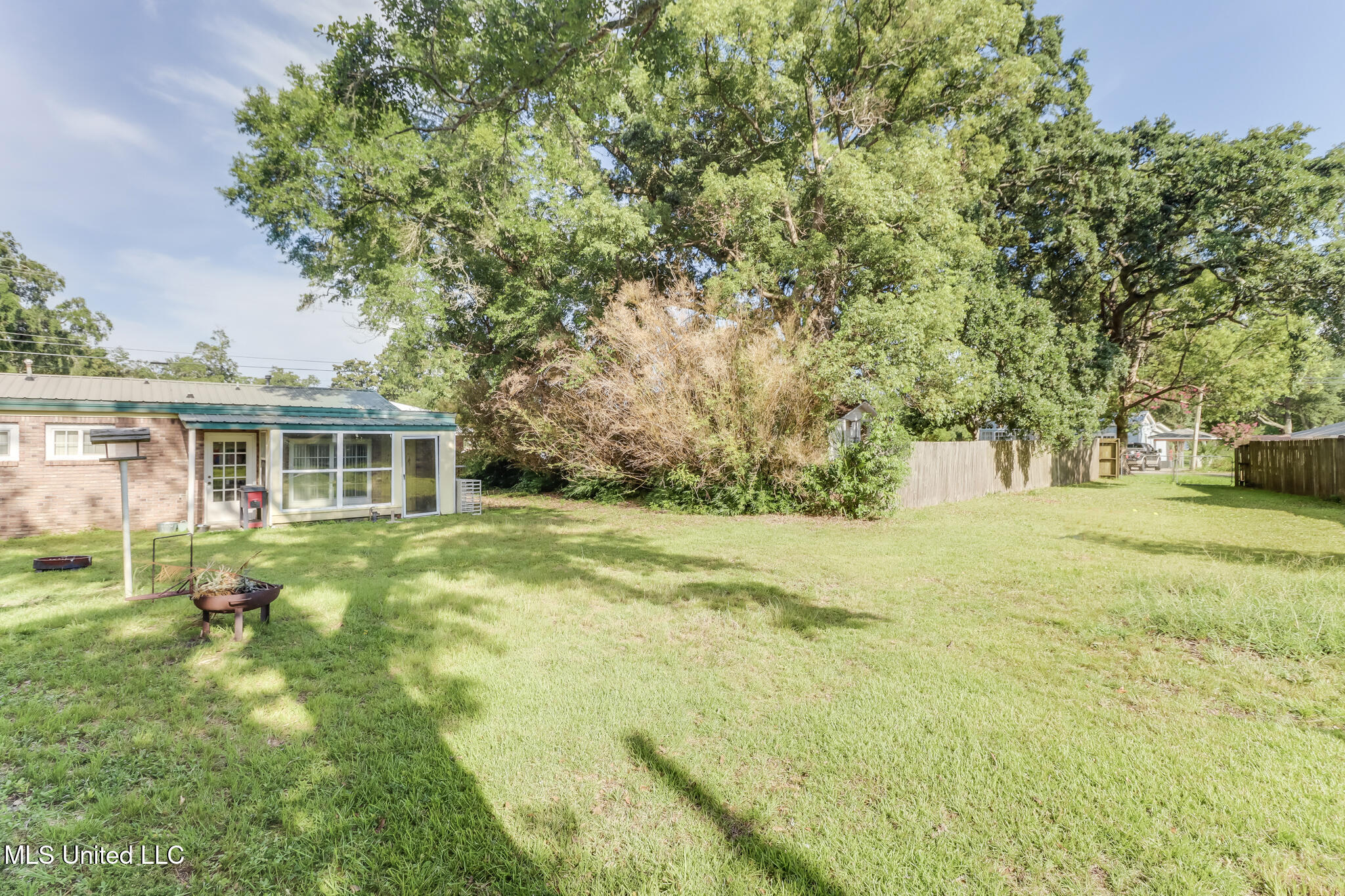 312 Church Avenue Long Beach, MS 39560 - Photo 4 of 23 IMG_8320
