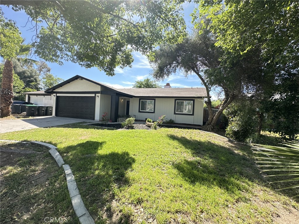 1161 Blue Ridge Lane Colton, CA 92324 - Photo 2 of 37