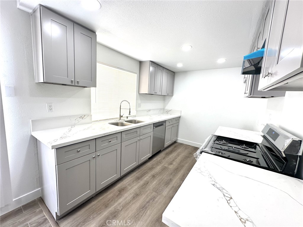 1161 Blue Ridge Lane Colton, CA 92324 - Photo 7 of 37