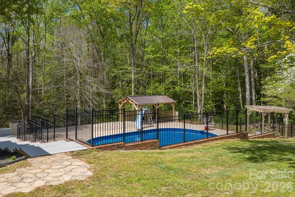 $549,000 | 4703 Highway 16 Business, Denver, NC 28037