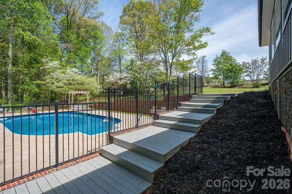 $549,000 | 4703 Highway 16 Business, Denver, NC 28037