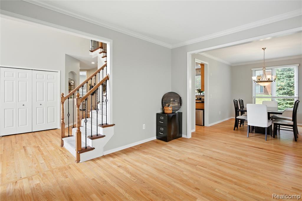 1221 Letica Drive Rochester, MI 48307 - Photo 12 of 63