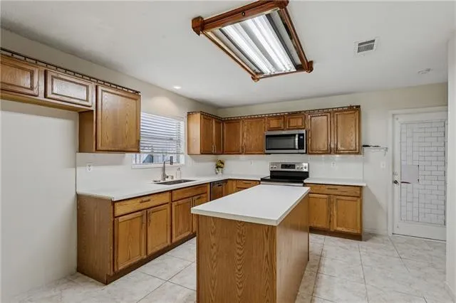 $2,000 | 1705 Kings Row, Slidell, LA 70461