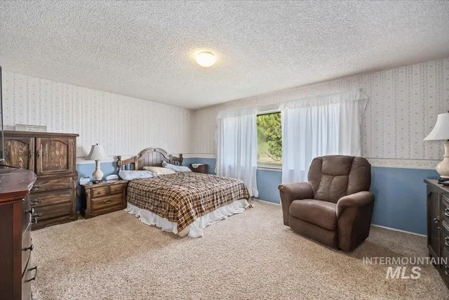 $629,900 | 106 B N 600 Street West, Paul, ID 83347