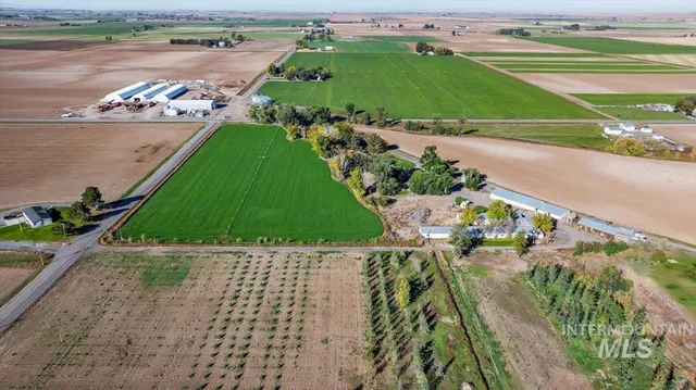 $629,900 | 106 B N 600 Street West, Paul, ID 83347