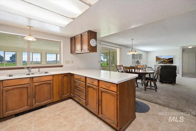 $629,900 | 106 B N 600 Street West, Paul, ID 83347