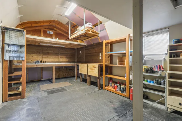 a view of a storage & utility room