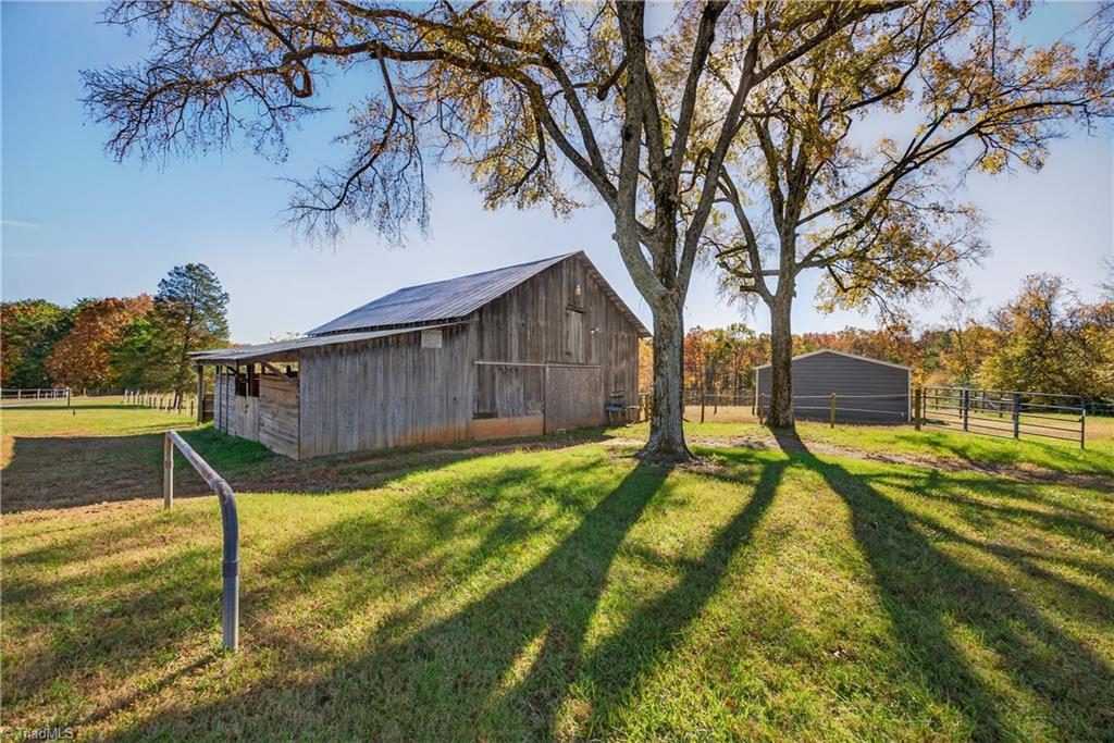 2631 Price Grange Road Eden, NC 27288 - Photo 38 of 49