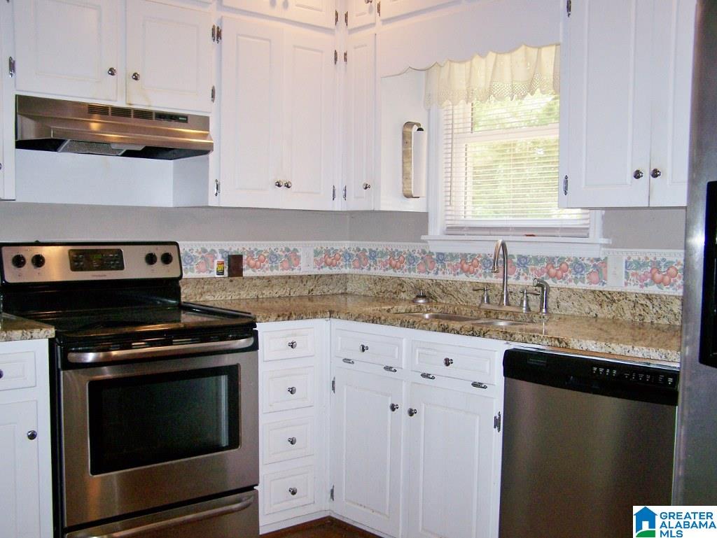 772 Timber Way Weaver, AL 36277 - Photo 4 of 50