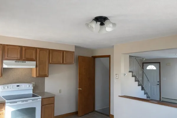 $2,200 | 116 Tileston Street, Unit D, Everett, MA 02149