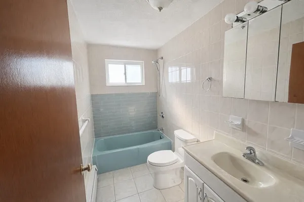 $2,200 | 116 Tileston Street, Unit D, Everett, MA 02149