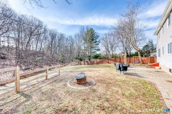 $489,900 | 184 Hobart Street, Southington, CT 06489