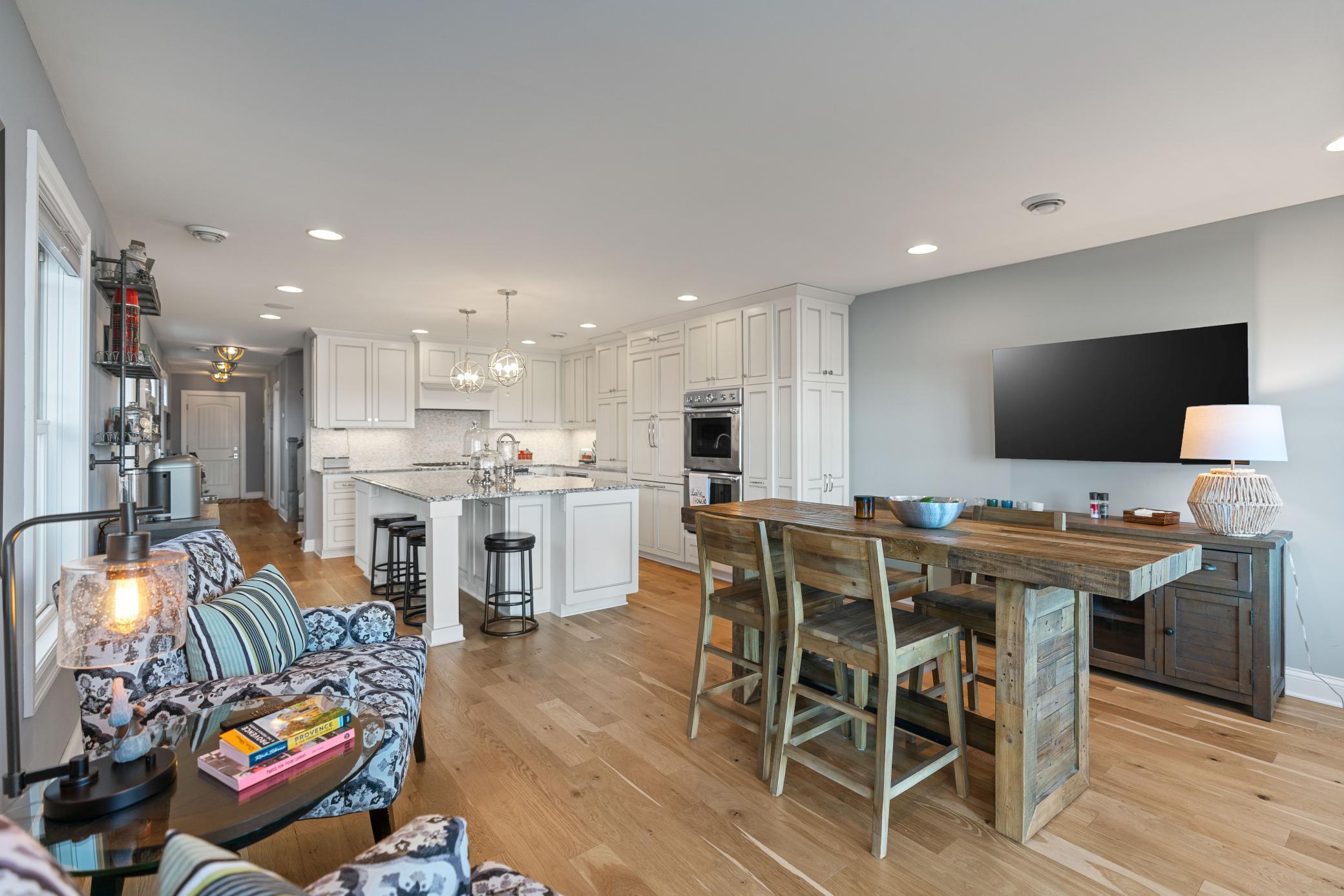 4018 Sunset Drive Spring Park, MN 55384 - Photo 4 of 17