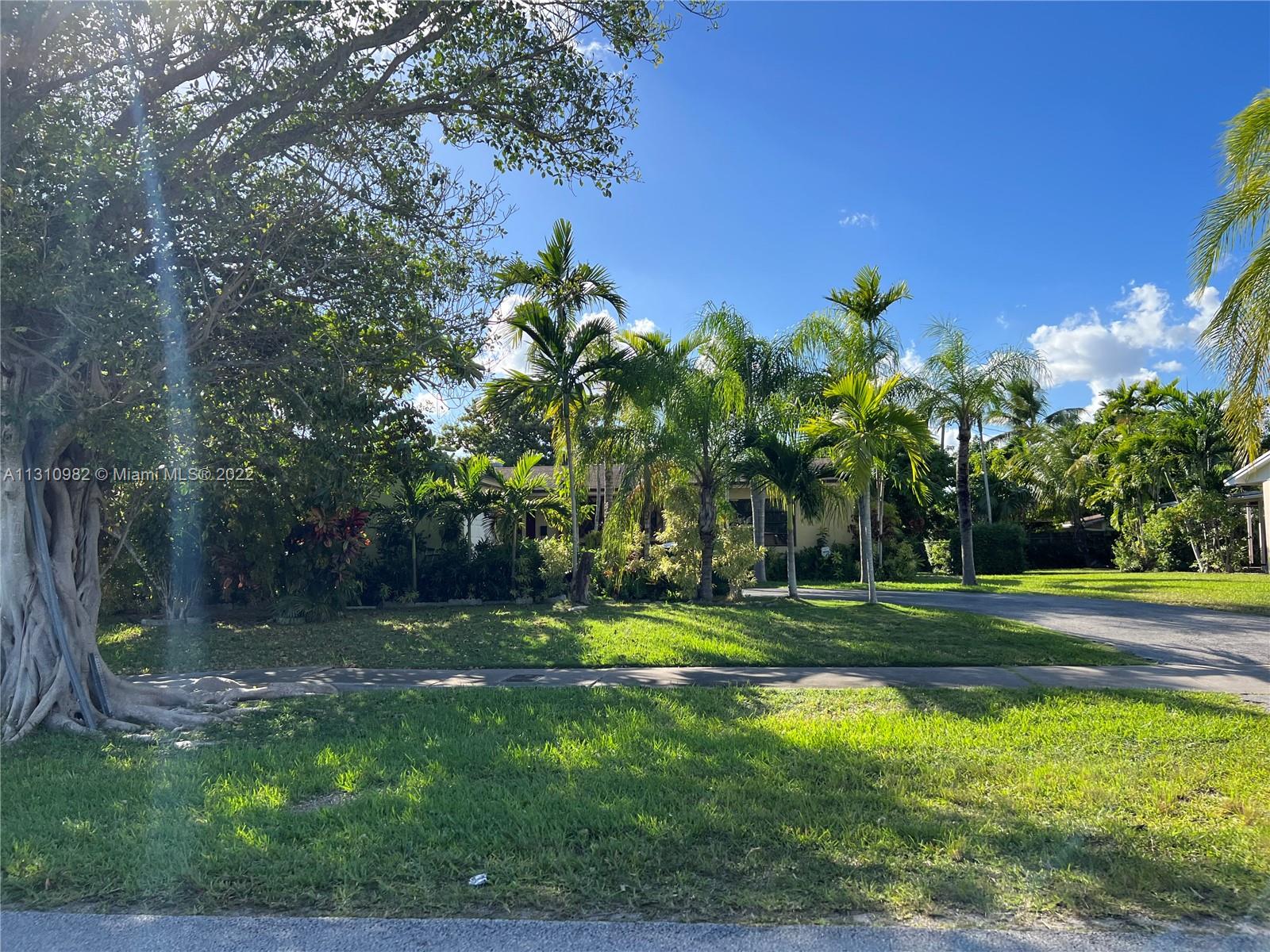 16030 Southwest 99th Avenue Miami, FL 33157 - Photo 5 of 13 a view of a park