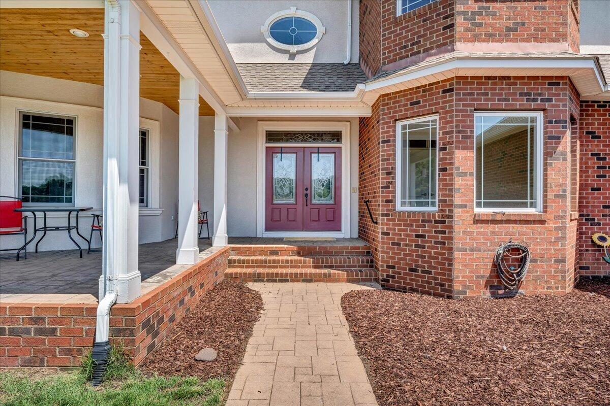 625 Frontier Way Fincastle, VA 24090 - Photo 3 of 105 005-MIB02926