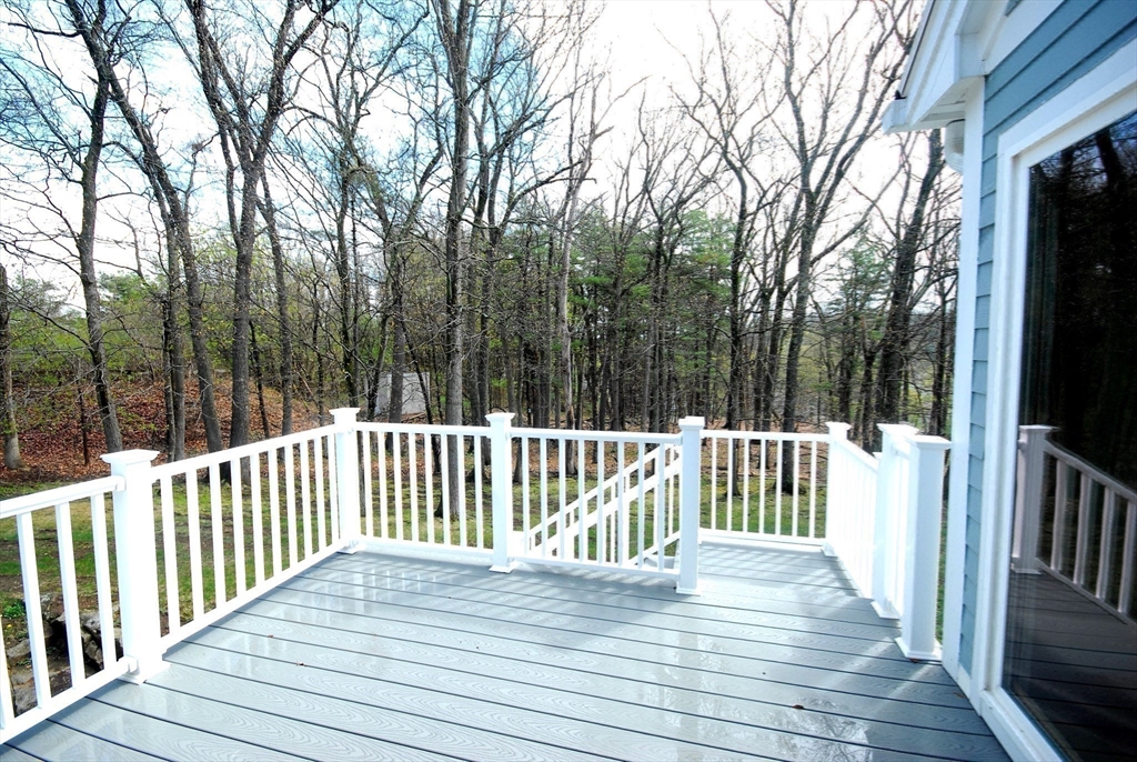12 Strawberry Lane, Unit F Hudson, MA 01749 - Photo 26 of 35