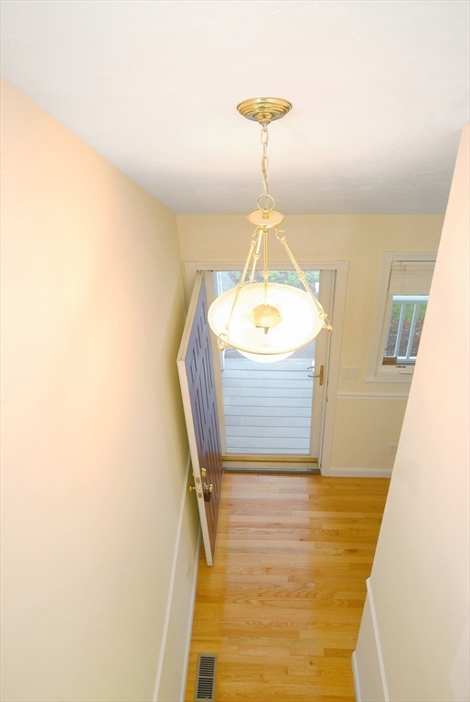 12 Strawberry Lane, Unit F Hudson, MA 01749 - Photo 6 of 35