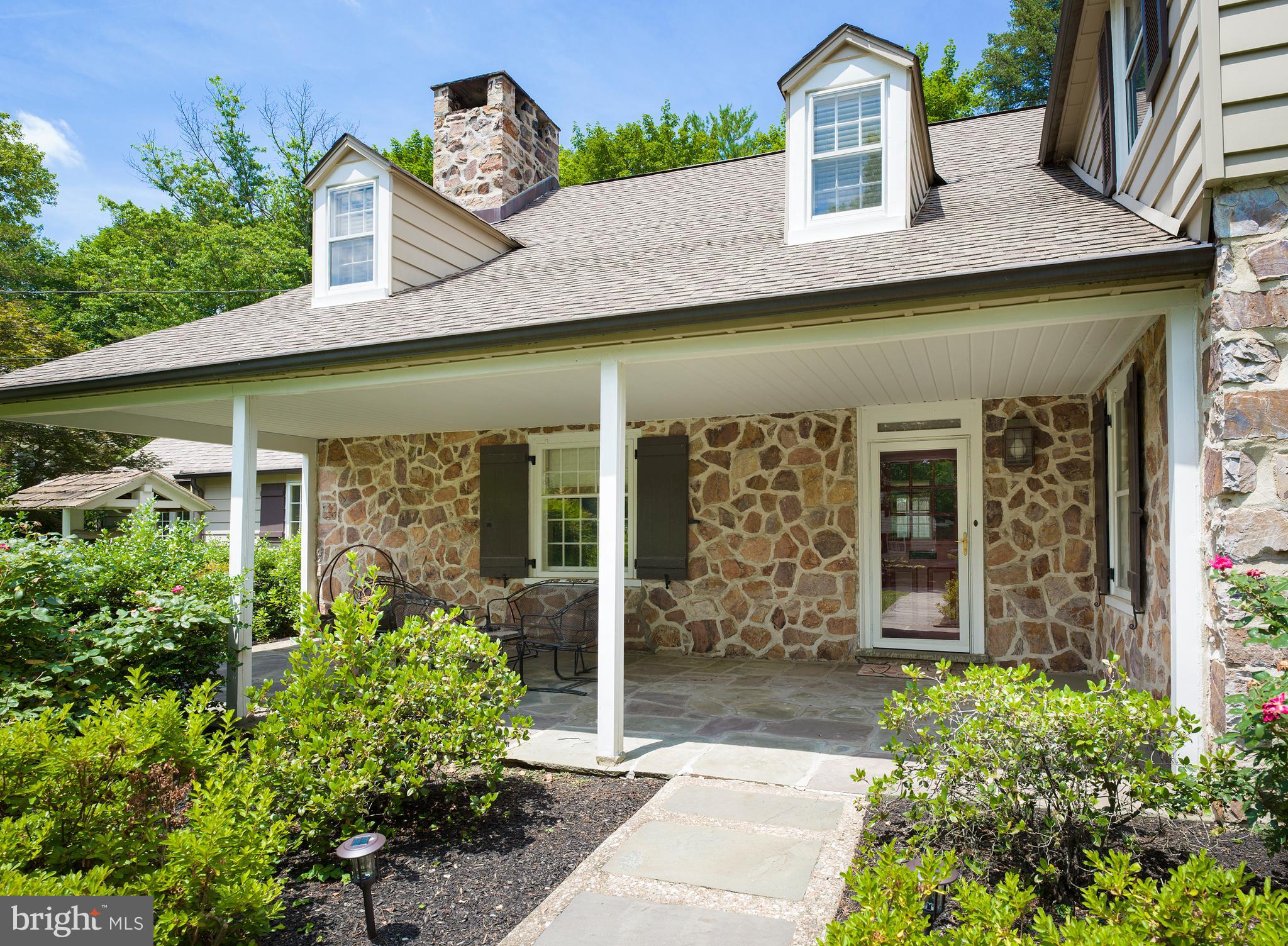 407 Wynmere Road Wynnewood, PA 19096 - Photo 4 of 34 Front Porch