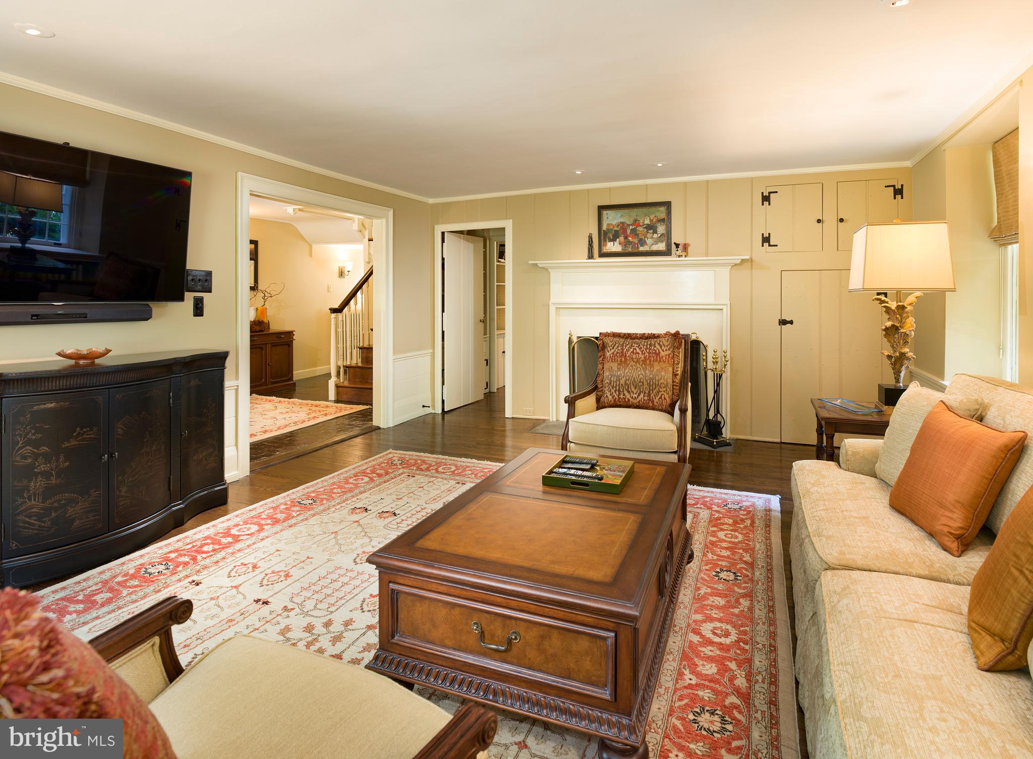 407 Wynmere Road Wynnewood, PA 19096 - Photo 9 of 34 Living Room