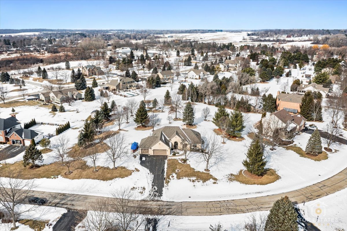 8413 St Moritz Drive Spring Grove, IL 60081 - Photo 34 of 37