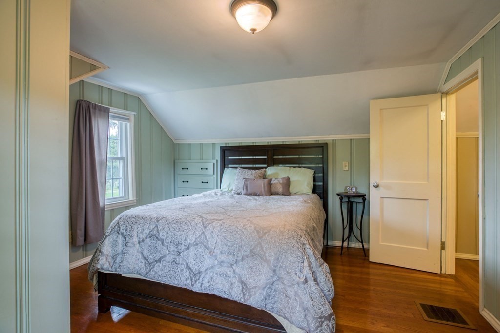2483 Wilbraham Road Springfield, MA 01129 - Photo 29 of 40