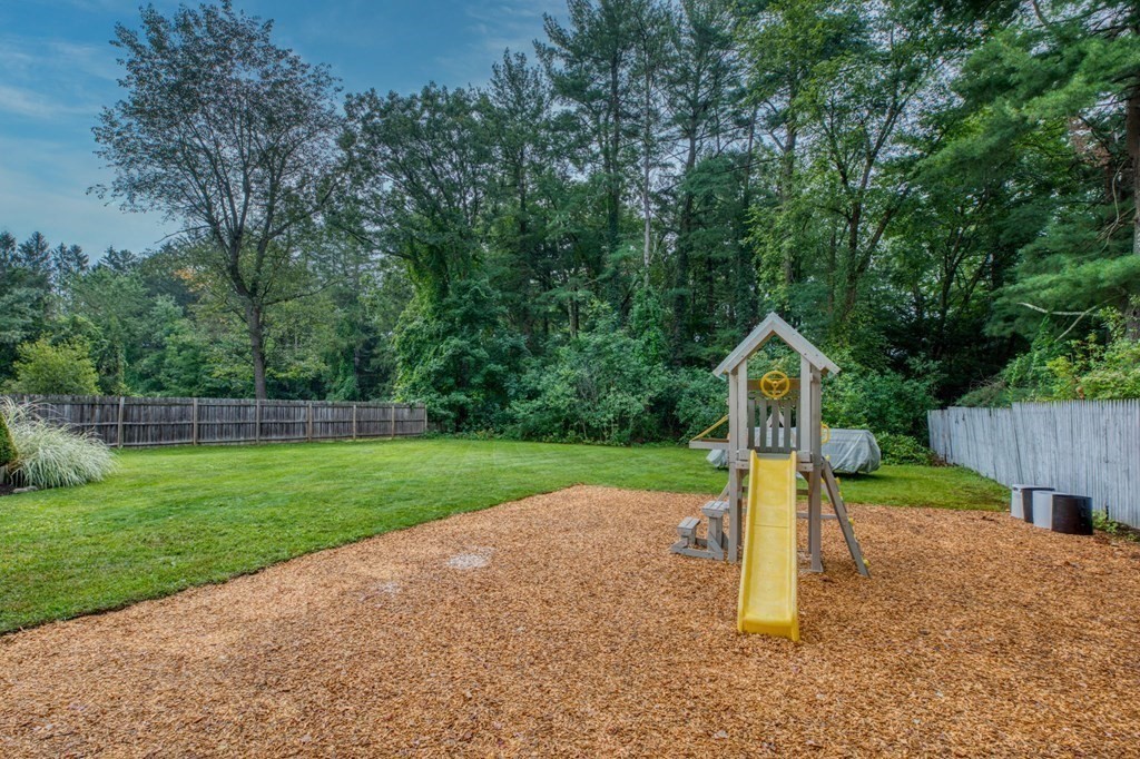 2483 Wilbraham Road Springfield, MA 01129 - Photo 37 of 40