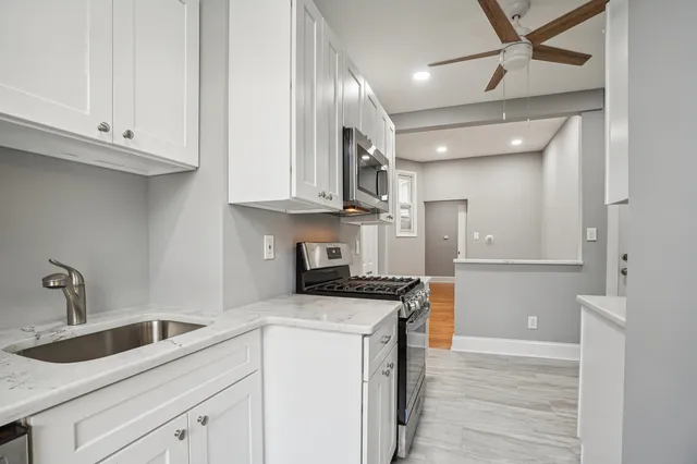 $1,950 | 198 Griffith Street, Unit 2R, Jersey City, NJ 07307