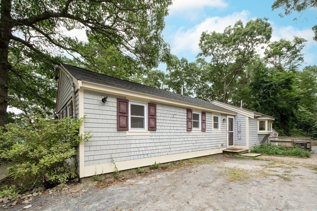 151 Valley Road Plymouth, MA 02360 - Photo 3 of 26 Gallery Image 3