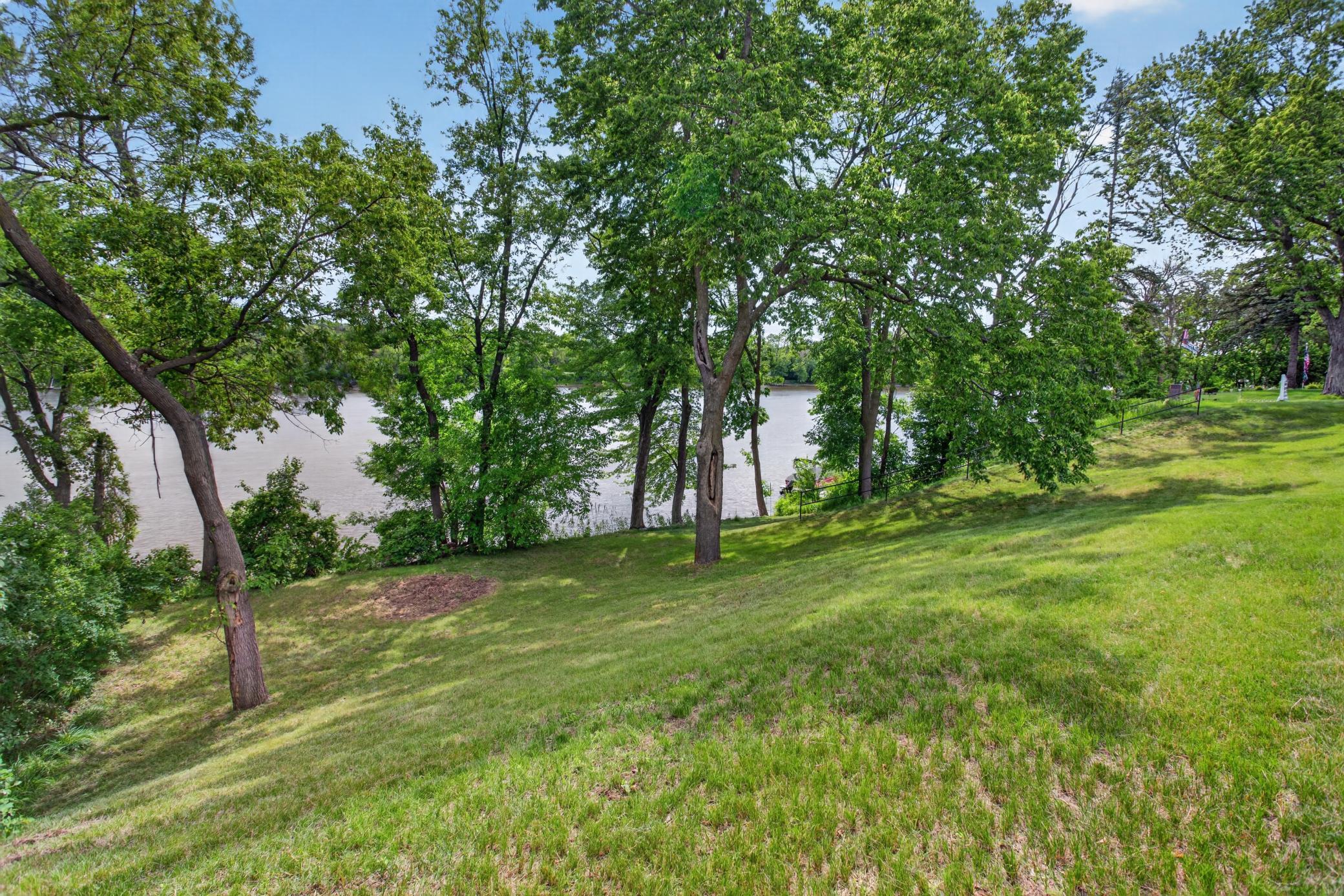6266 Rivlyn Avenue Northwest Anoka, MN 55303 - Photo 5 of 45