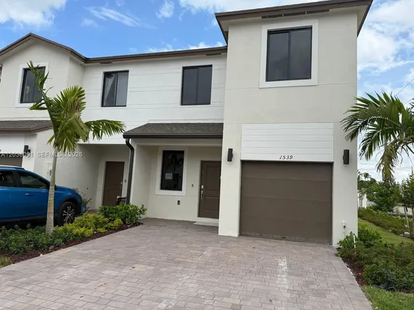 $3,000 | 1539 Northwest 1st Street, Unit 1, Florida City, FL 33034