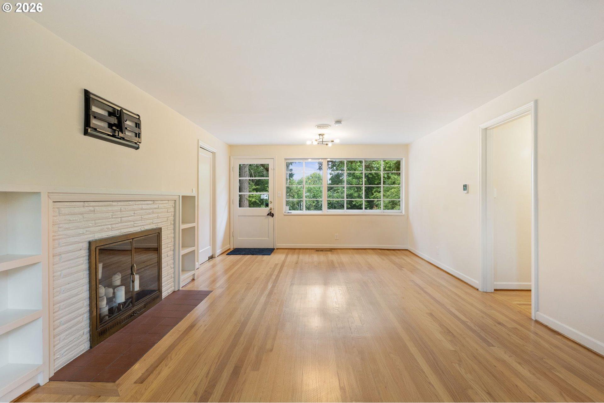 9125 Southwest Garden Home Road Portland, OR 97223 - Photo 3 of 38 Gallery Image 3