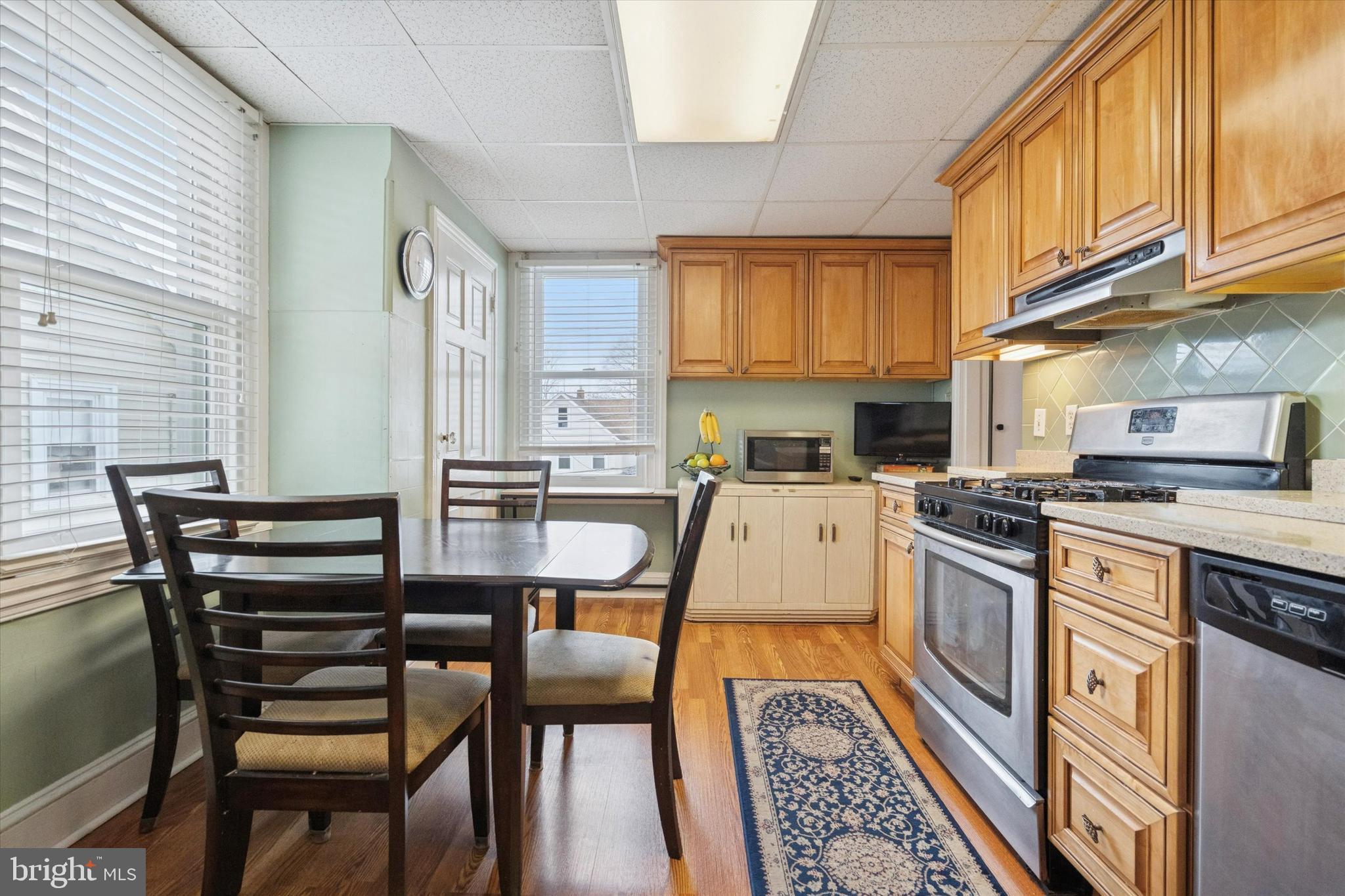 27 South Merion Avenue Bryn Mawr, PA 19010 - Photo 7 of 26 Unit 2 - Eat-in Kitchen