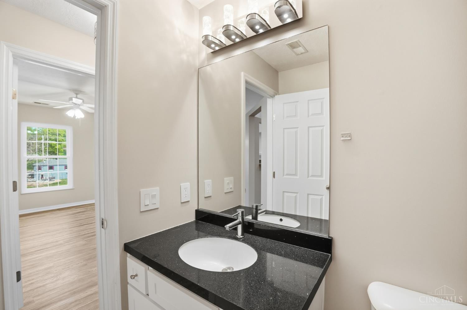 3675 West Galbraith Road, Unit 16 Cincinnati, OH 45247 - Photo 31 of 50