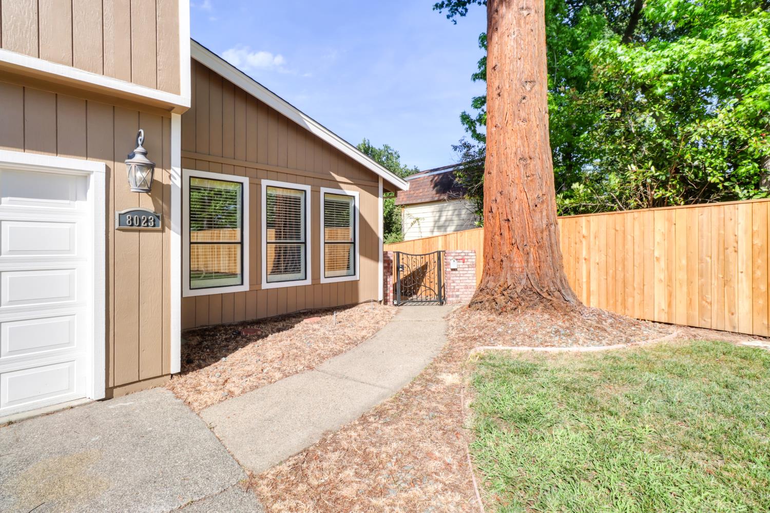 8023 Ridgeglen Way Fair Oaks, CA 95628 - Photo 11 of 64