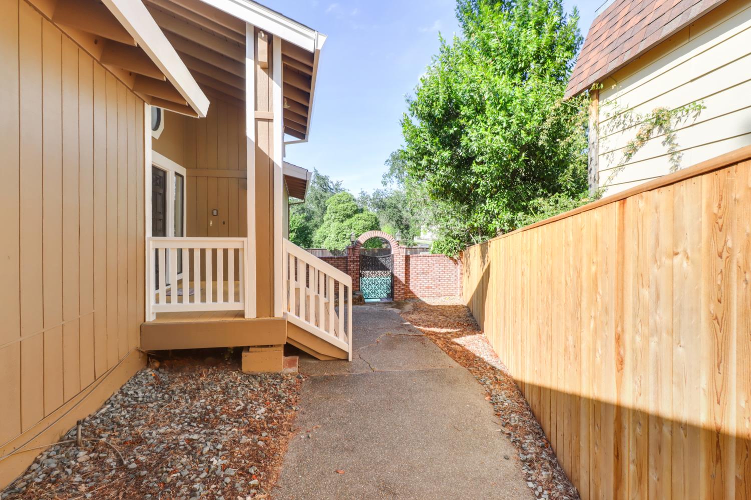 8023 Ridgeglen Way Fair Oaks, CA 95628 - Photo 12 of 64