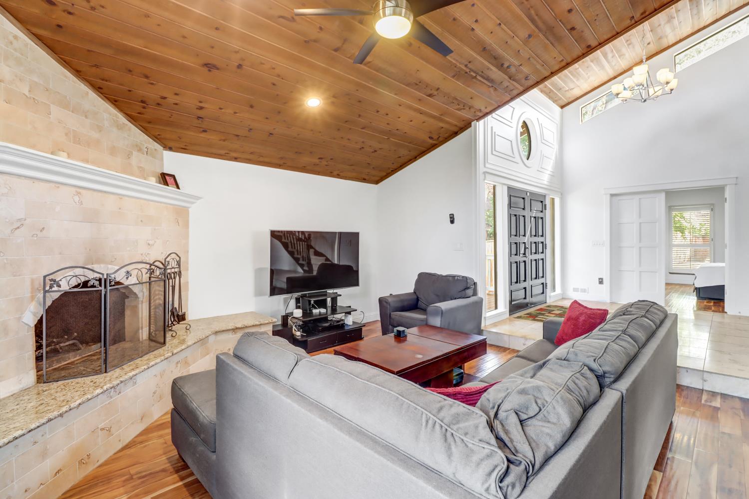 8023 Ridgeglen Way Fair Oaks, CA 95628 - Photo 17 of 64