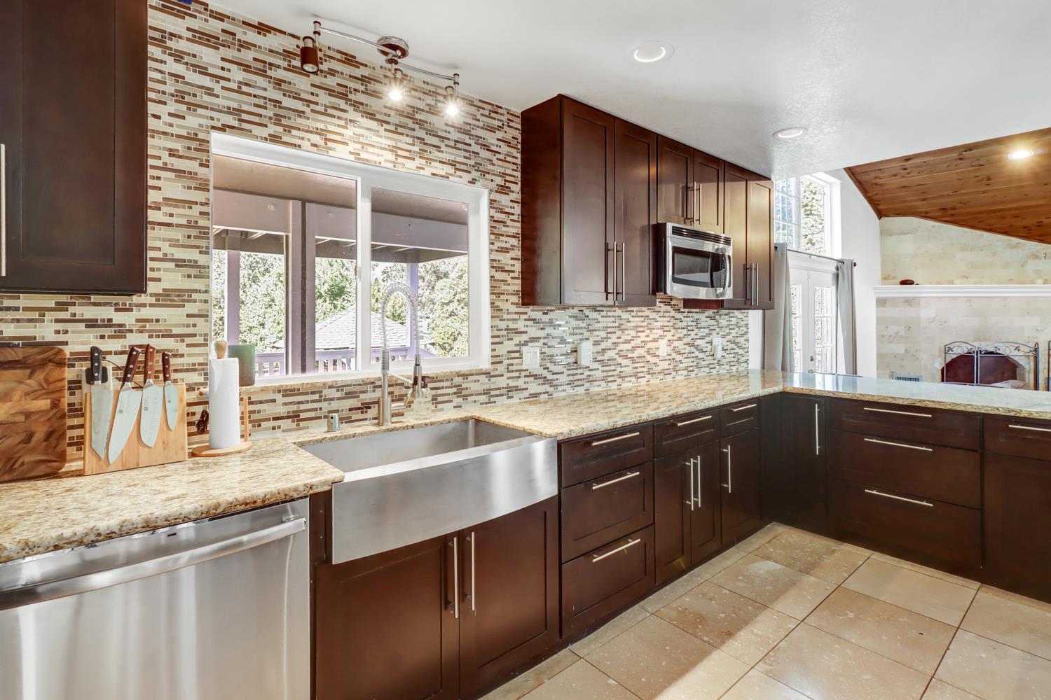 8023 Ridgeglen Way Fair Oaks, CA 95628 - Photo 23 of 64