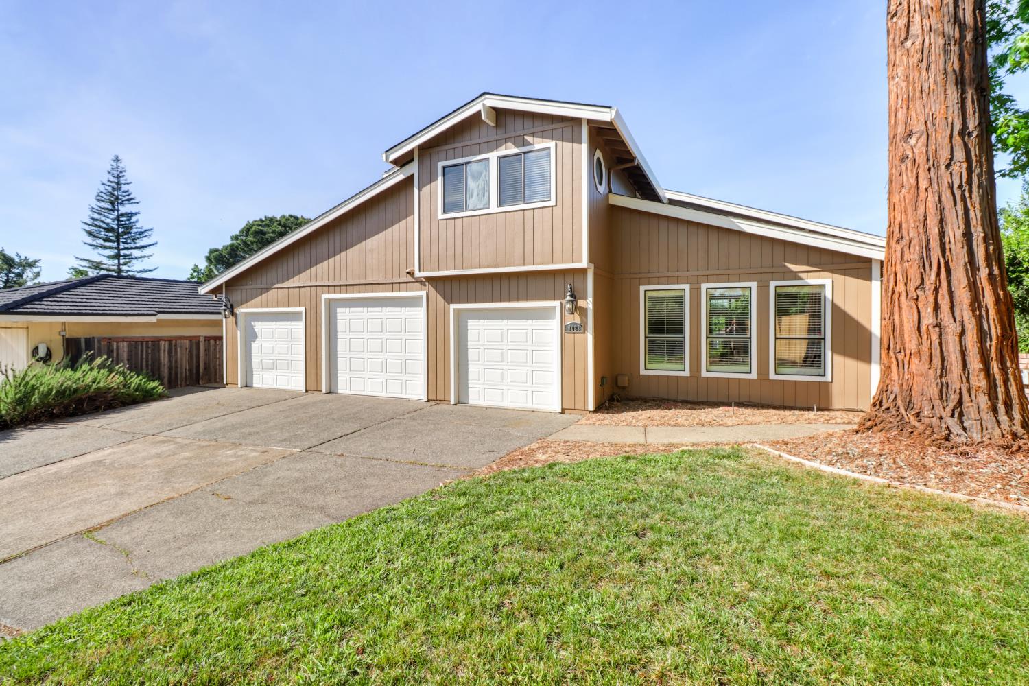 8023 Ridgeglen Way Fair Oaks, CA 95628 - Photo 10 of 64