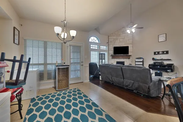$565,000 | 129 Quail Run Road, Red Oak, TX 75154