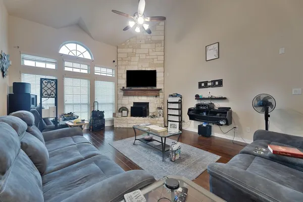 $565,000 | 129 Quail Run Road, Red Oak, TX 75154