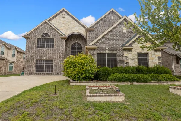 $565,000 | 129 Quail Run Road, Red Oak, TX 75154