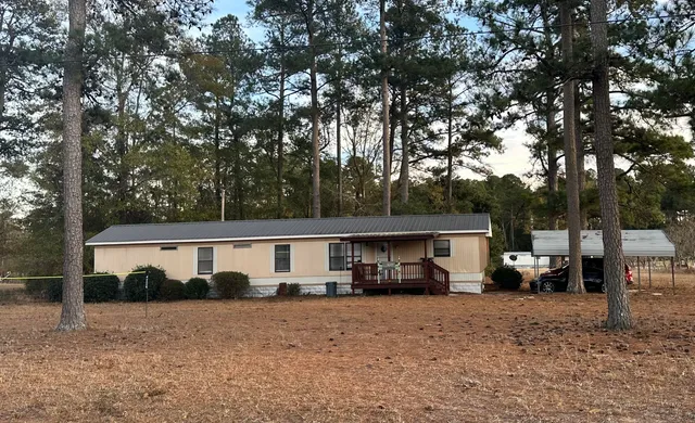 $275,000 | 40 Hillview Road, St. Matthews, SC 29135