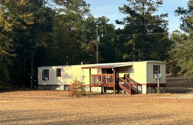 $275,000 | 40 Hillview Road, St. Matthews, SC 29135