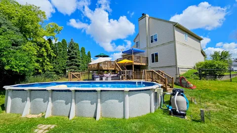 $400,000 | 15 Lenox Court, South Elgin, IL 60177