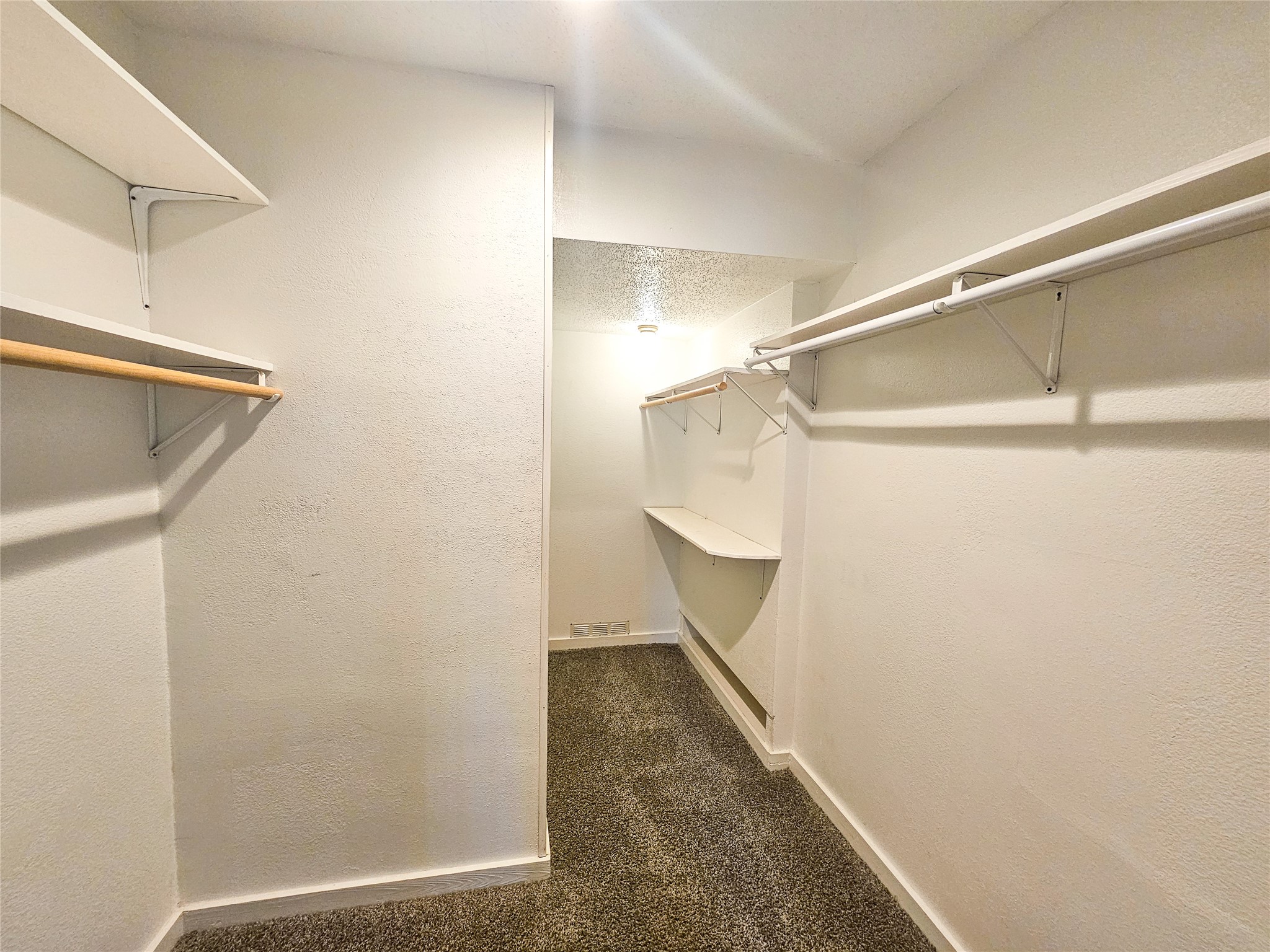 108 Oriole Lane Angleton, TX 77515 - Photo 15 of 20 a view of small space