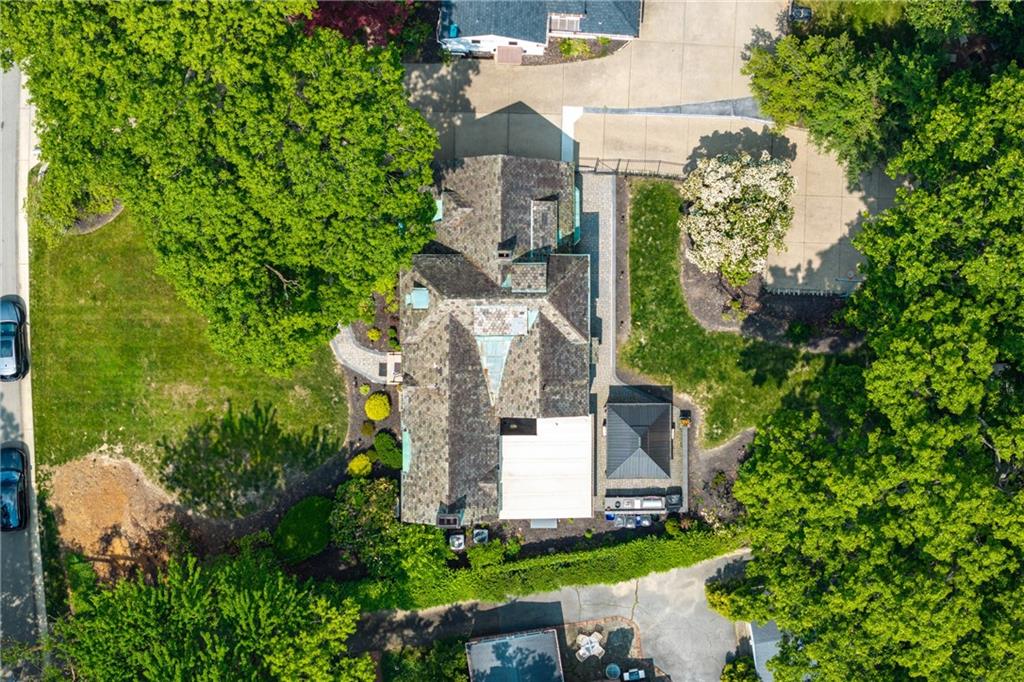 694 Valleyview Road Pittsburgh, PA 15243 - Photo 15 of 50 an aerial view of a house
